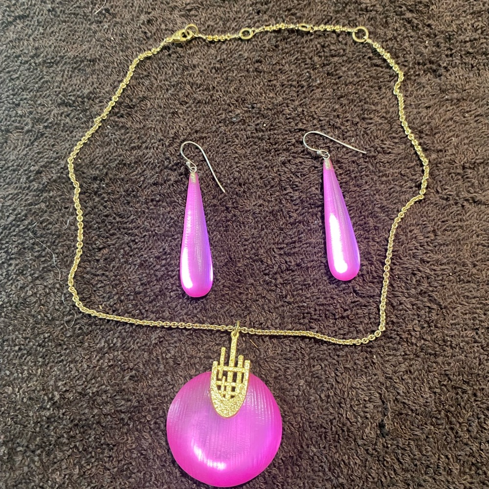 ALEXIS BITAR Vibrant Pink and Gold tone Necklace Set